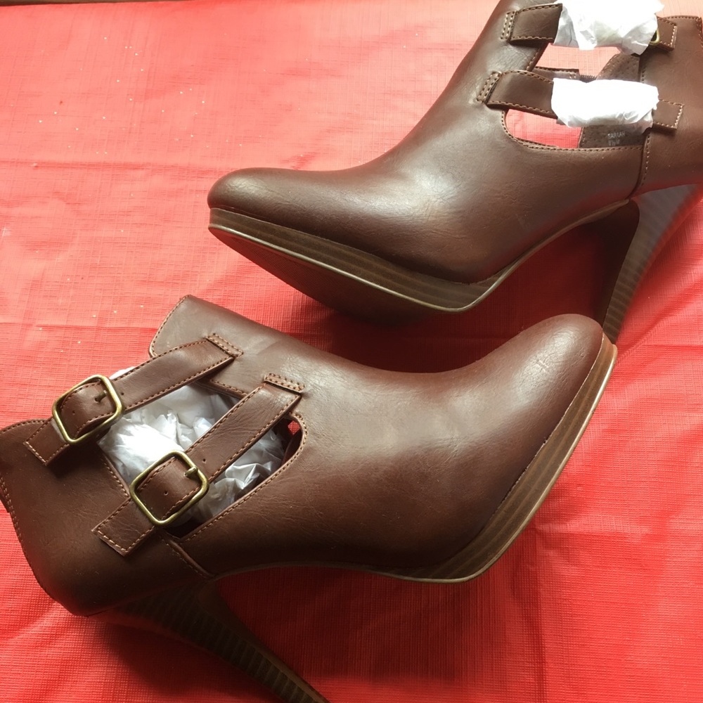 Style & Co. SARAAH sz 8.5 NWT Vegan Leather heels